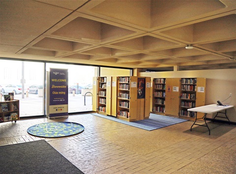 Photograph showing the larger interior of the Downtown Express Library