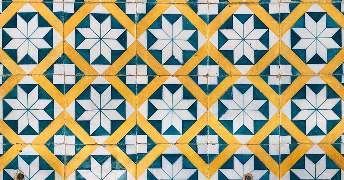 Geometric pattern on tile