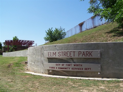 Elm_Street_Park_Sign